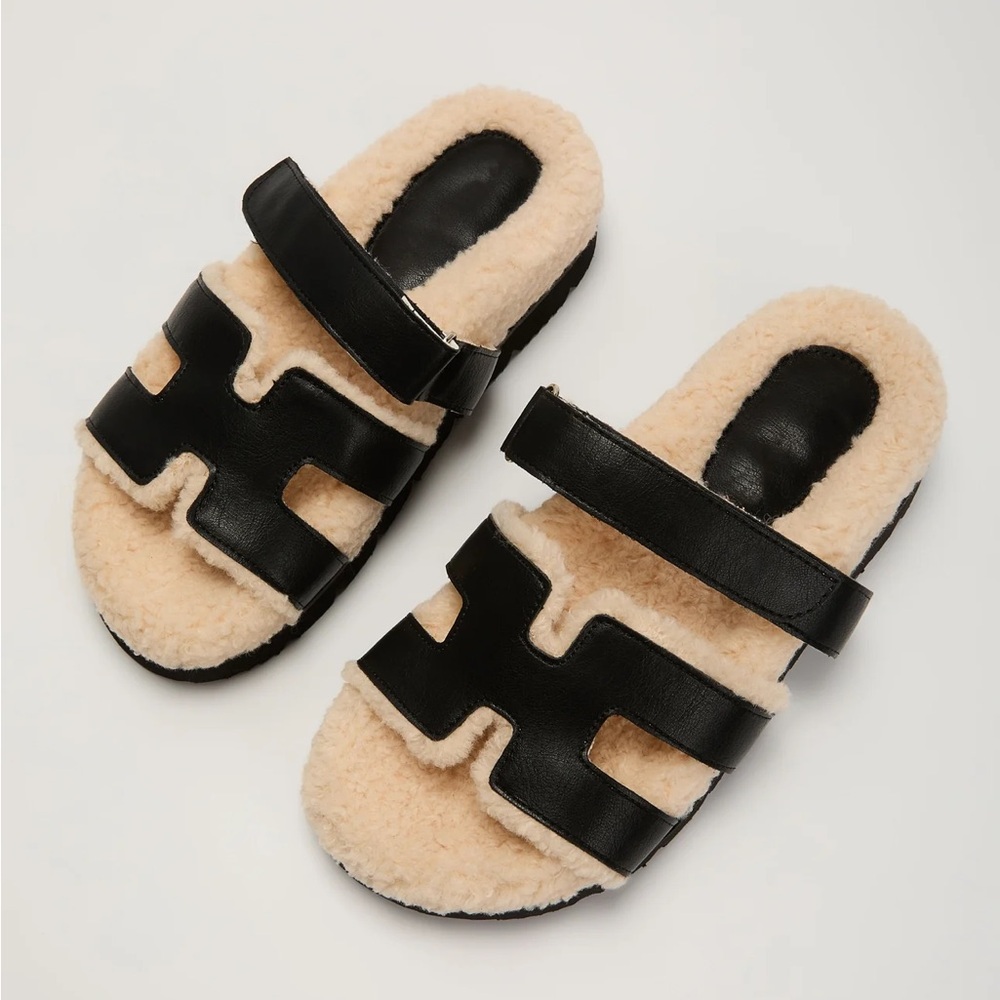 Cozy Black and Cream Women's Sandals